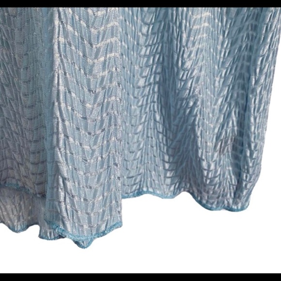 Vintage Textured Tshirt - Picture 4 of 5